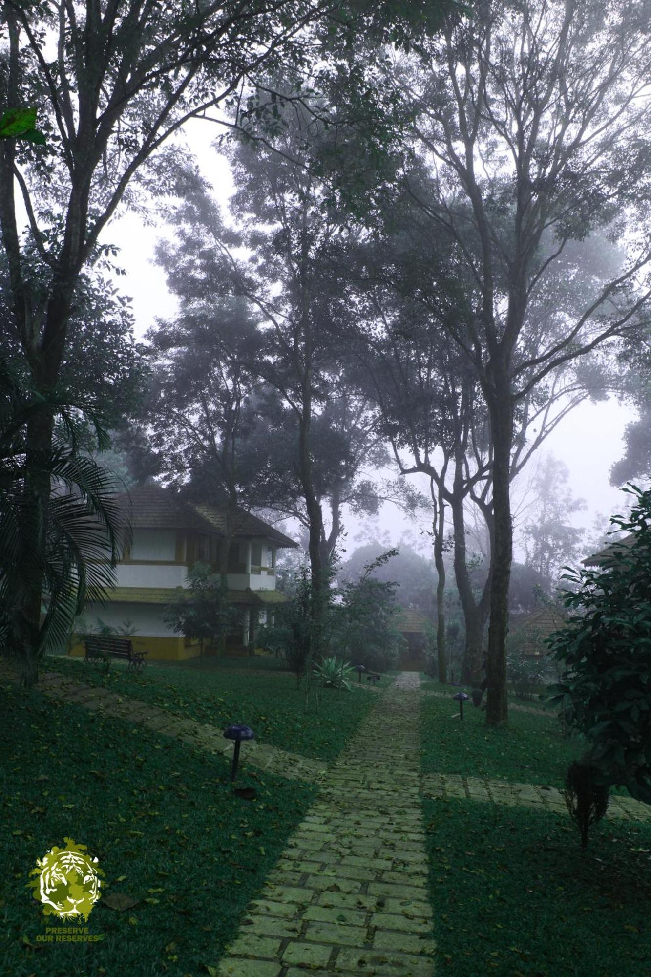Greenwoods Resort, Thekkady Ngoại thất bức ảnh