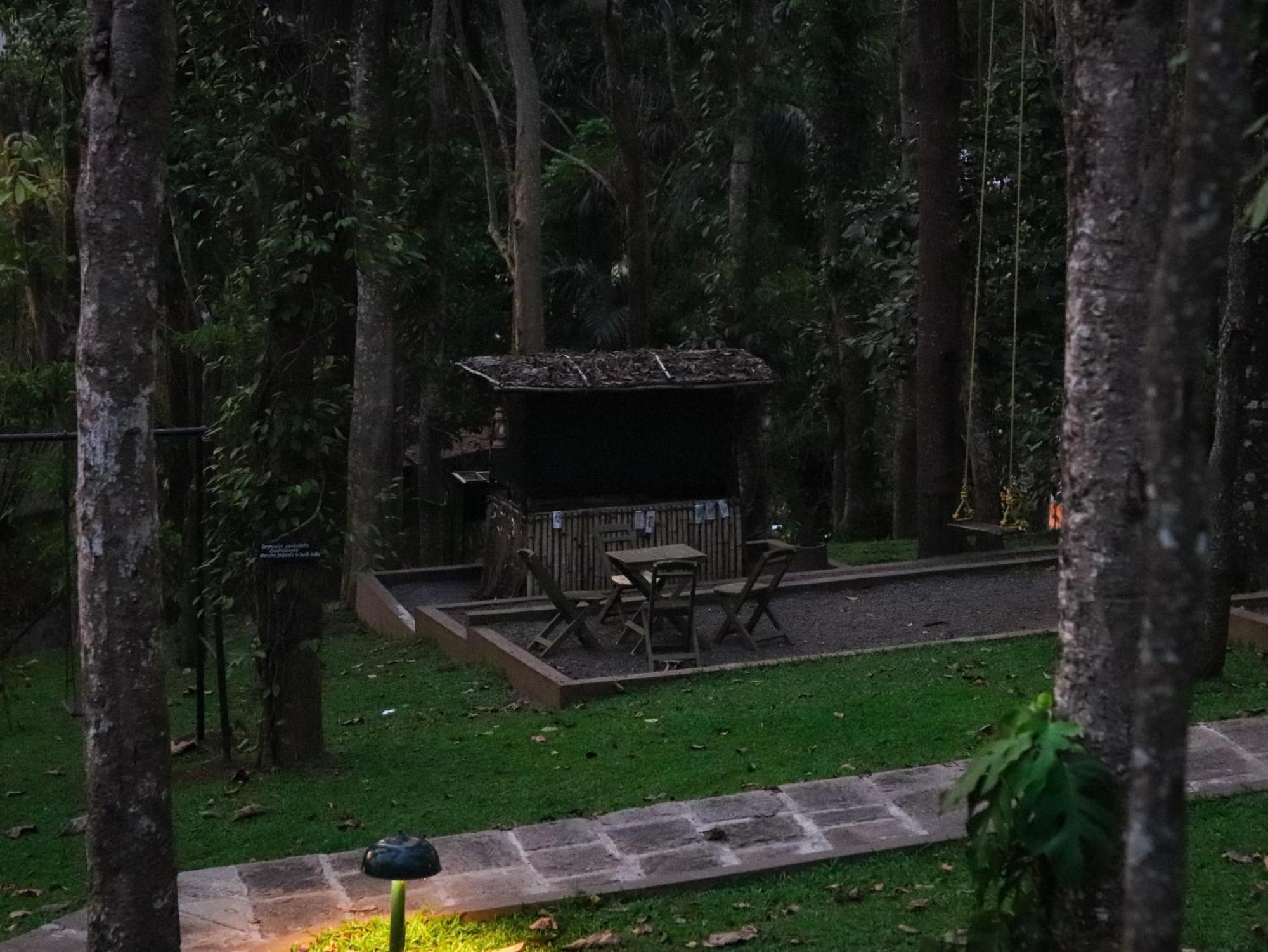 Greenwoods Resort, Thekkady Ngoại thất bức ảnh