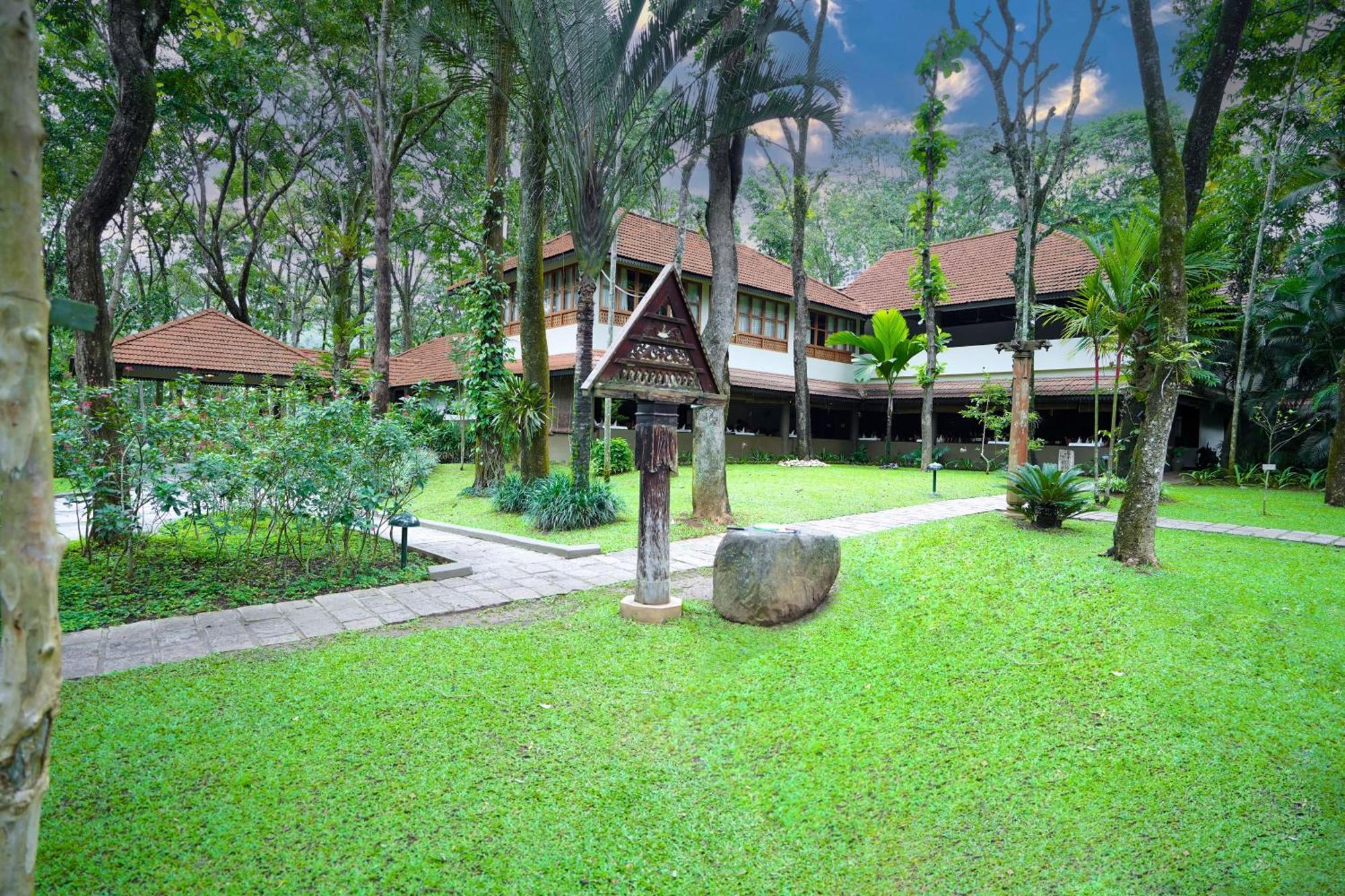 Greenwoods Resort, Thekkady Ngoại thất bức ảnh