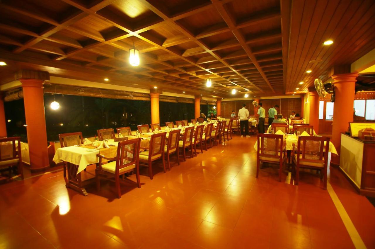 Greenwoods Resort, Thekkady Ngoại thất bức ảnh